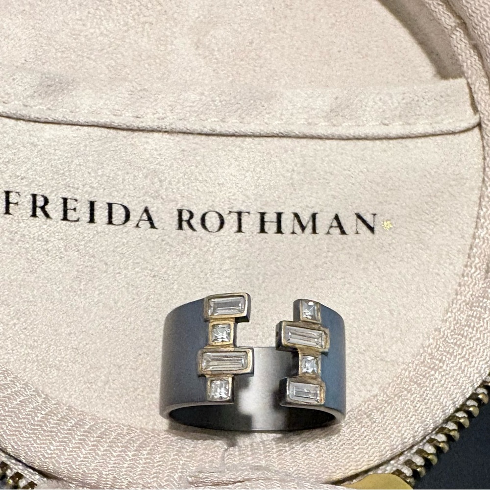 Freida Rothman Hematite Cigar Band Open Ring w/ Baguettes Gunmetal Gold Size 9